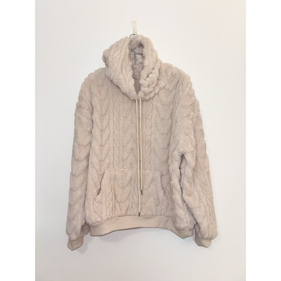 Cato Fuzzy Ivory Pullover Size Large - Picture 1 of 5